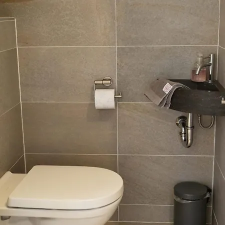 De Brittenburg 4-persoons, Finse Sauna, Hottub, Sunshower, Grote Zonnige Omheinde Tuin, Wifi En Huisdier Vriendelijk Holiday home