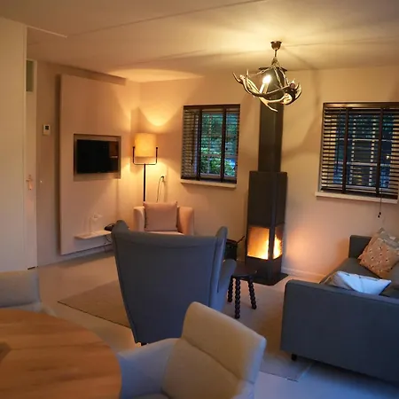 Feriehus De Brittenburg Met Prive Hottub & Sauna 4-Persoons Lievelde