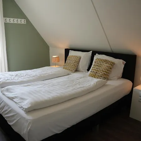 De Brittenburg Met Prive Hottub & Sauna 4-Persoons Feriehus *