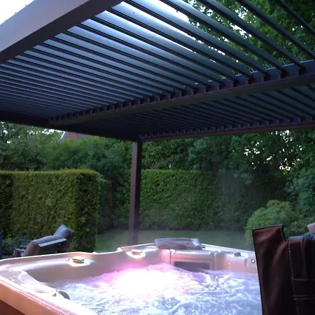 De Brittenburg Met Prive Hottub & Sauna 4-Persoons Feriehus *