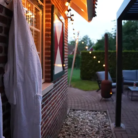De Brittenburg Met Prive Hottub & Sauna 4-Persoons Feriehus