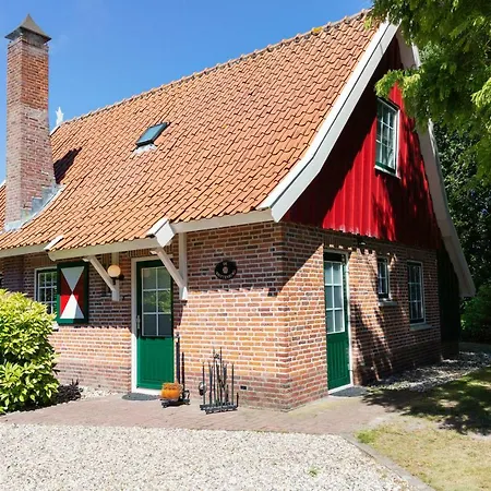 De Brittenburg 4-persoons, Finse Sauna, Hottub, Sunshower, Grote Zonnige Omheinde Tuin, Wifi En Huisdier Vriendelijk