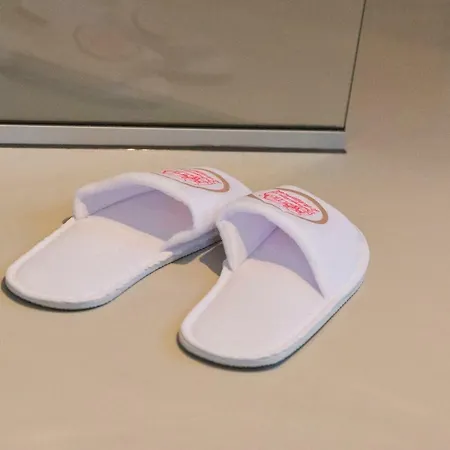 De Brittenburg 4-persoons, Finse Sauna, Hottub, Sunshower, Grote Zonnige Omheinde Tuin, Wifi En Huisdier Vriendelijk