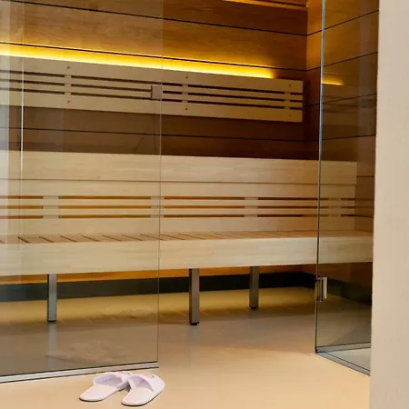 De Brittenburg Met Prive Hottub & Sauna 4-Persoons Feriehus