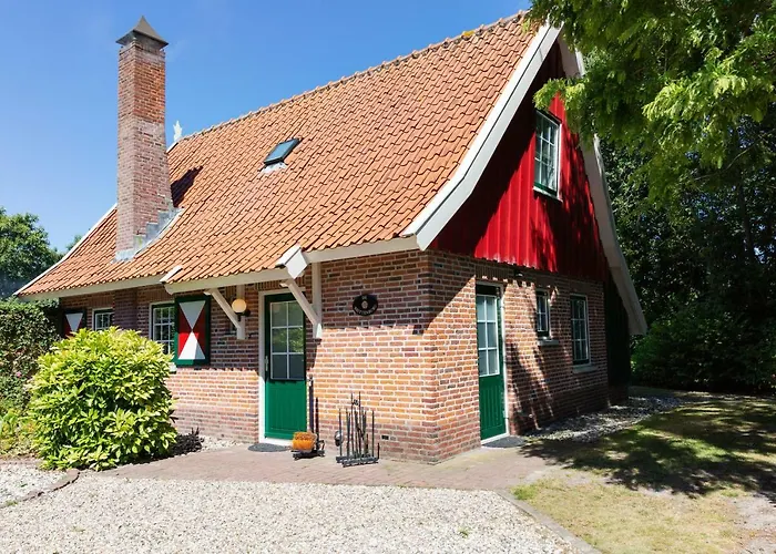 De Brittenburg 4-persoons, Finse Sauna, Hottub, Sunshower, Grote Zonnige Omheinde Tuin, Wifi En Huisdier Vriendelijk