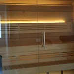 De Brittenburg 4-persoons, Finse Sauna, Hottub, Sunshower, Grote Zonnige Omheinde Tuin, Wifi En Huisdier Vriendelijk Feriehus *