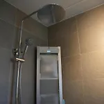 De Brittenburg 4-persoons, Finse Sauna, Hottub, Sunshower, Grote Zonnige Omheinde Tuin, Wifi En Huisdier Vriendelijk *