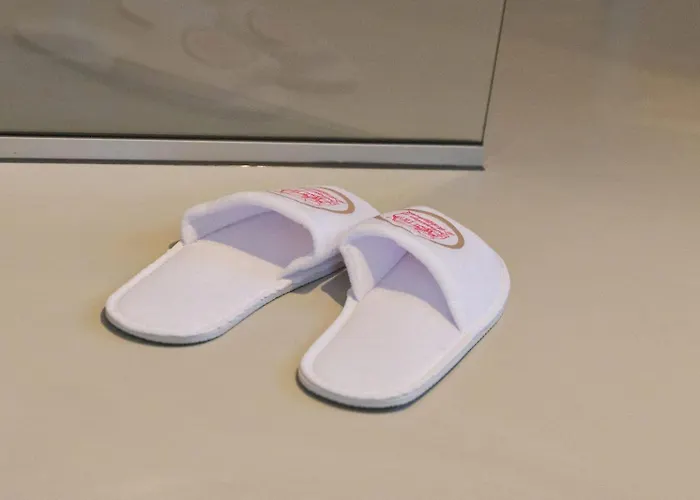 De Brittenburg 4-persoons, Finse Sauna, Hottub, Sunshower, Grote Zonnige Omheinde Tuin, Wifi En Huisdier Vriendelijk