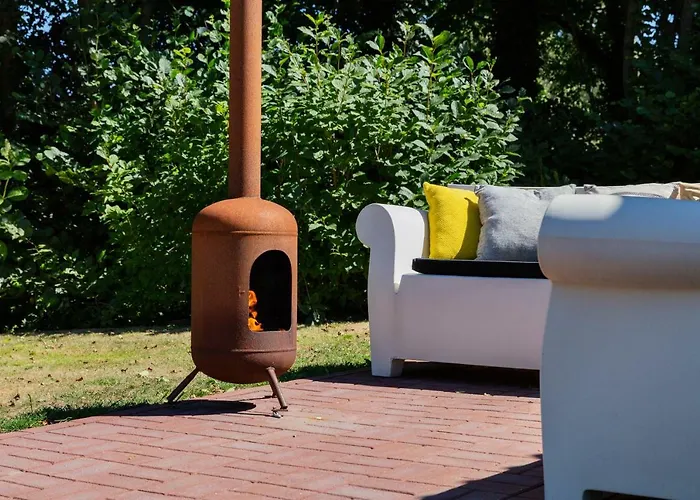 De Brittenburg 4-persoons, Finse Sauna, Hottub, Sunshower, Grote Zonnige Omheinde Tuin, Wifi En Huisdier Vriendelijk 펜션 *