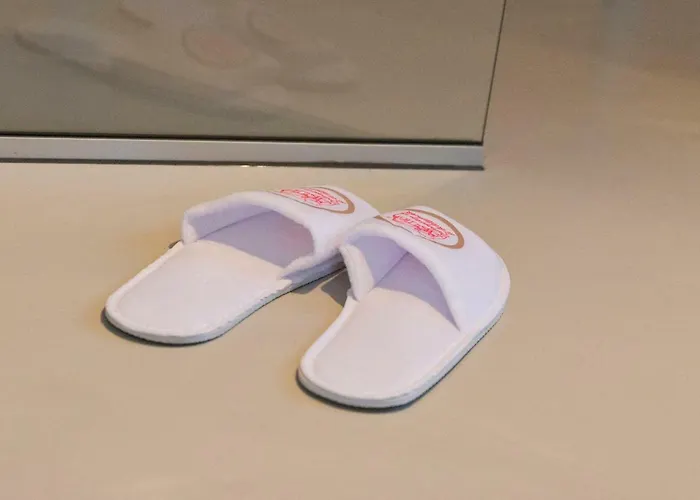 De Brittenburg 4-persoons, Finse Sauna, Hottub, Sunshower, Grote Zonnige Omheinde Tuin, Wifi En Huisdier Vriendelijk